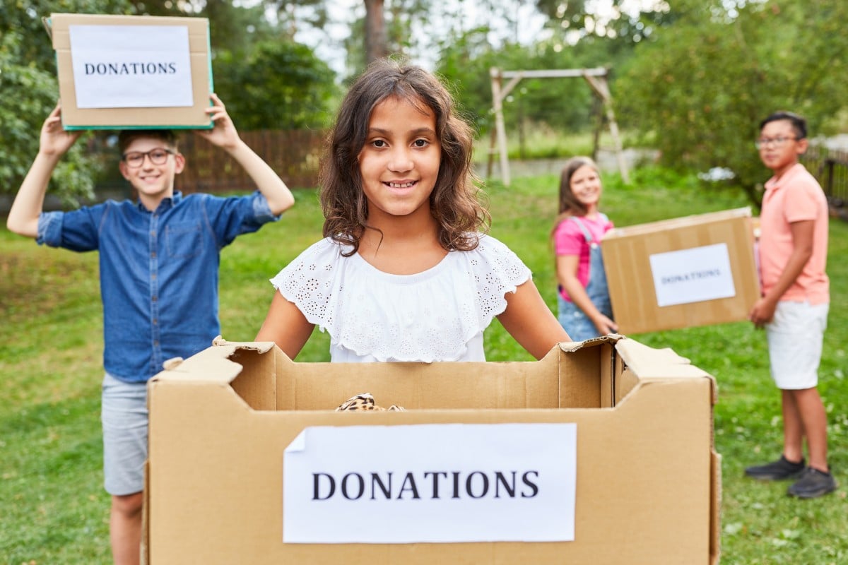 Kids collecting donations